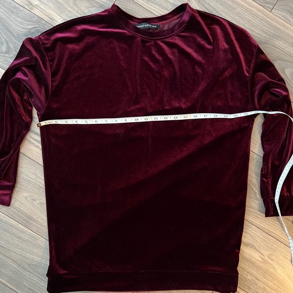 Naked Wardrobe Velvet Touch Set in Burgundy - Picture 3 of 7